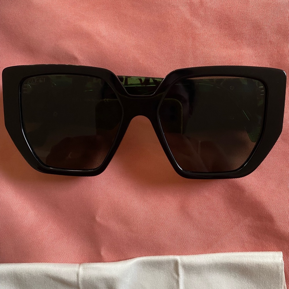 Gucci sunglasses - Picture 7 of 8